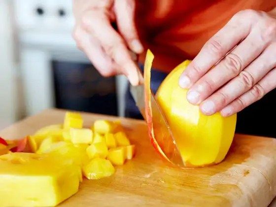 Mango schneiden - So geht's richtig & ohne Frust!